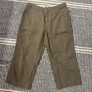 Columbia women’s size 6 Capri length Brown Casual Pants